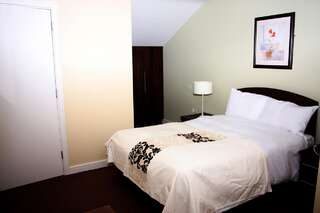 Отель Burren Atlantic Hotel & Holiday Village Балливон Дом с 4 спальнями-1